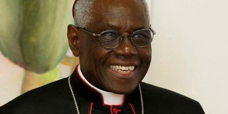 Vatican : le Cardinal Robert Sarah nommé chef de la diplomatie par le Pape Léon XIV