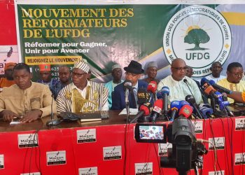 Conférence de presse : CERAG, 14 Fédérations signataires, partisans de la réforme et les exclus de l’UFDG annoncent la naissance du MR-UFDG 