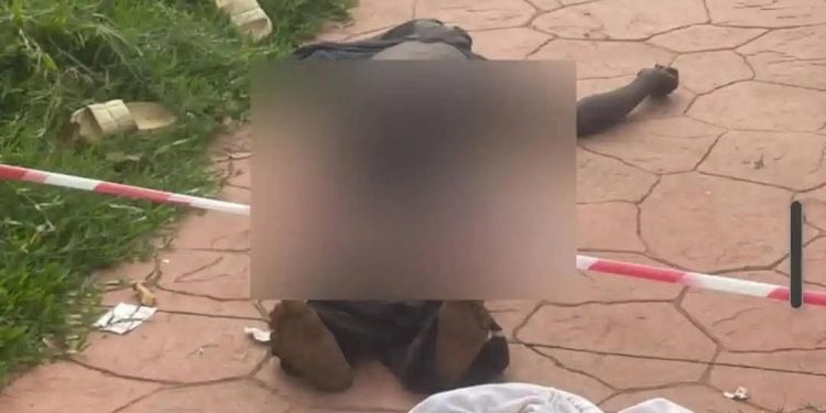 Conakry : le corps sans vie d’un jeune homme retrouvé devant l’hôpital Ignace Deen