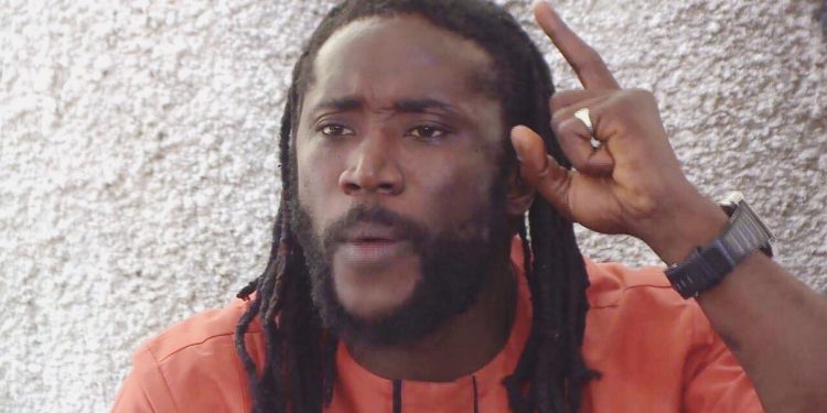 Elie Kamano alerte sur une tentative d’enlèvement à Dakar