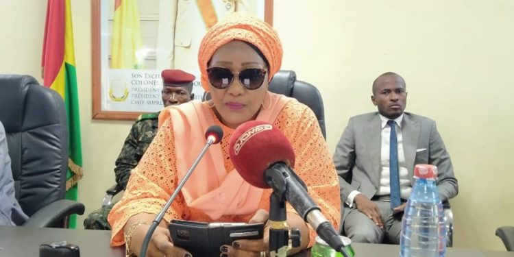 Transition en Guinée : La Générale M’Mahawa Sylla convoque les forces vives de Conakry pour la vulgarisation de la nouvelle Constitution