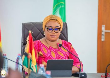 Dame Fatima Camara : une femme de rigueur à la barre du secteur halieutique guinéen