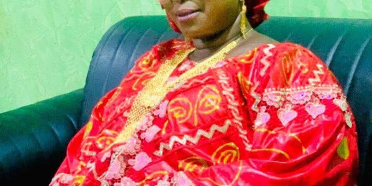 À 45 ans, Nanfadima Condé décroche enfin son Bac : une leçon de persévérance !