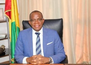 Santé et droits humains : Un appel pressant à la France pour l’évacuation du Dr Ibrahima Kassory Fofana