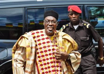 Cameroun : Issa Tchiroma appelle l’armée à “se ranger derrière le peuple” après sa victoire auto-proclamée