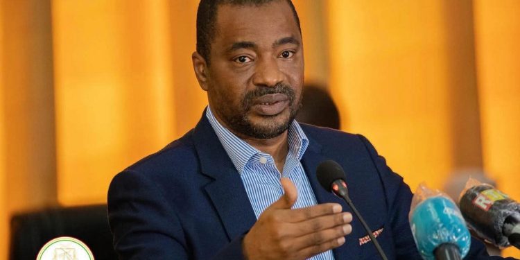 Droit de réponse : La voix du critique : Quand la rapacité s’habille en plaidoyer moral