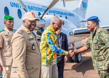 Faranah : Le Premier ministre Amadou Oury Bah lance la construction du pont unique, un projet structurant pour la région