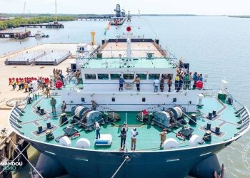 Guinée: les premiers chargements de minerai de fer de la mine de Simandou expédiés vers la Chine