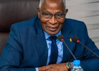 Dialogue social : le Premier ministre Amadou Oury Bah impulse une dynamique d’apaisement avec l’intersyndicale des enseignants