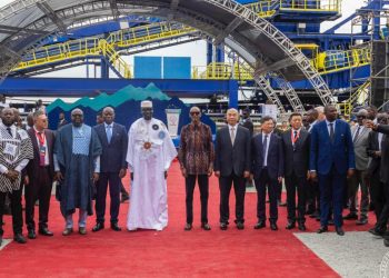 Port de Morebayah : le Président Mamadi DOUMBOUYA, en compagnie de ses homologues Paul KAGAMÉ et Brice Clotaire NGUEMA, lance l’exploitation du minerai de fer de Simandou