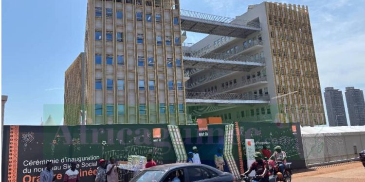 Inauguration du nouveau siège d’Orange Guinée à Koloma : une cérémonie rehaussée par la présence d’éminentes personnalités du monde des affaires