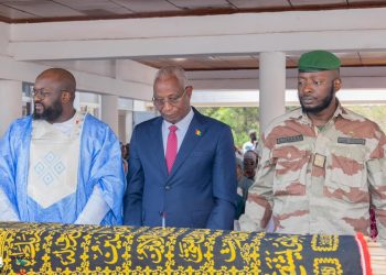 Le Gouvernement rend un hommage solennel à l’ancien ministre Alpha Abdoulaye Porthos Diallo