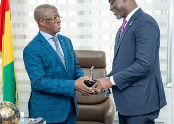 SGG: Tamba Bénoit Kamano installé dans ses fonctions