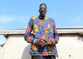 Ghana : Awuche, l’homme le plus grand du pays, est mort à 33 ans