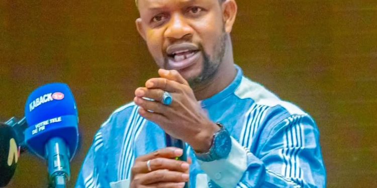 Honorable Mohamed Lamine Diallo, alias Mamadou Thug: « En Afrique, on dit que l’arbre qui porte des fruits est toujours reconnu par ceux qui ont vu pousser ses racines »