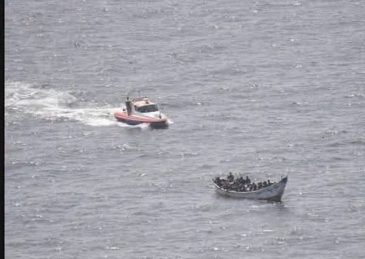 Mauritanie : 56 Guinéens secourus en mer après une panne de moteur
