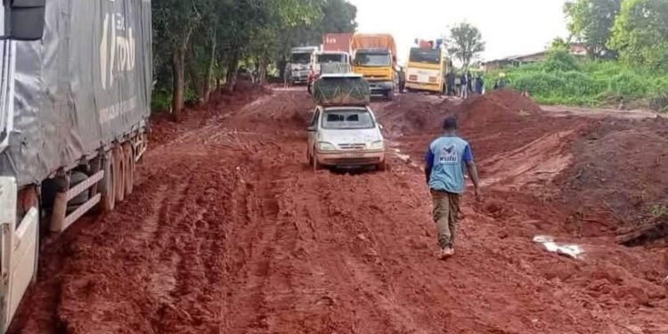 Route Mamou-Labé : les travaux avancent, mais le calvaire des usagers persiste